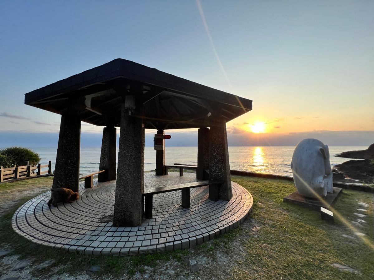 20Ft Sea Attic Apartment Lyudao Bagian luar foto